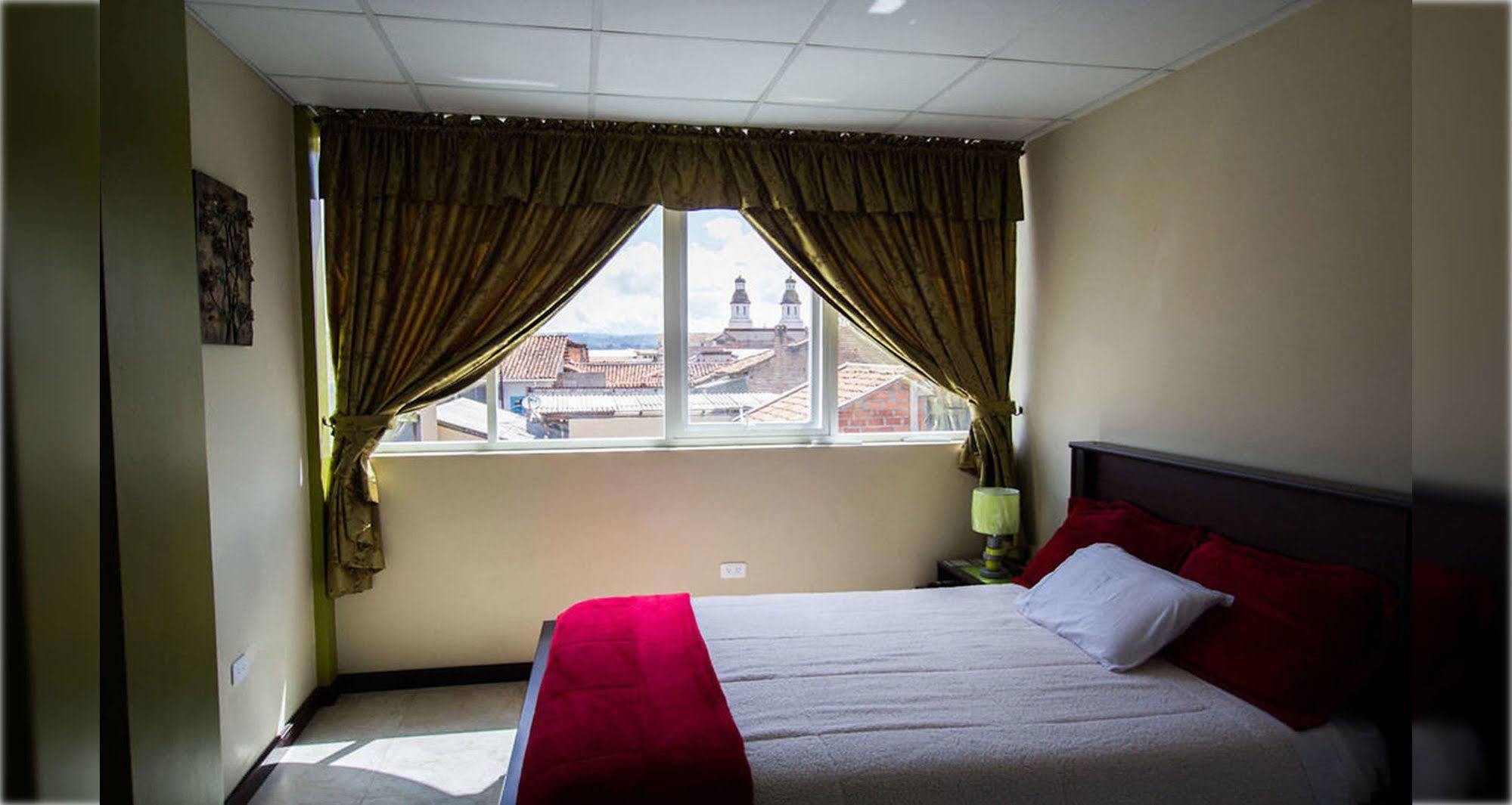 Hotel Las Gardenias Cuenca Ngoại thất bức ảnh